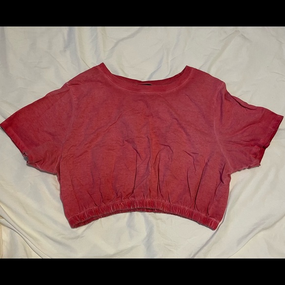 Faded red crop top - Picture 1 of 1